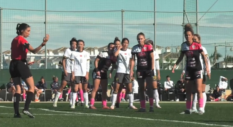  唐佳麗梅開二度、邵子欽破門，中國女足3-2擊敗Alhama俱樂部女足