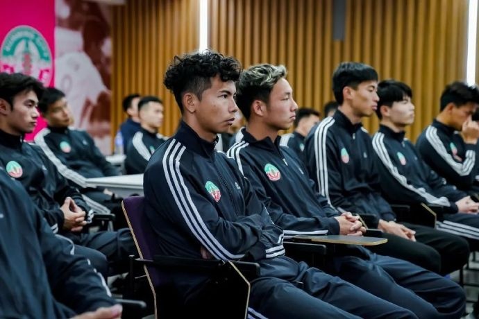  出征中乙！昆明城星足球俱樂部11日舉行新賽季見面會暨出征儀式