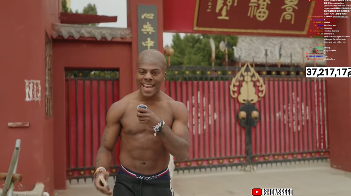  光頭造型！Speed中國行來到鄭州少林寺，上香拜佛學(xué)功夫